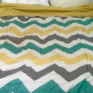 Comforter and pillow case